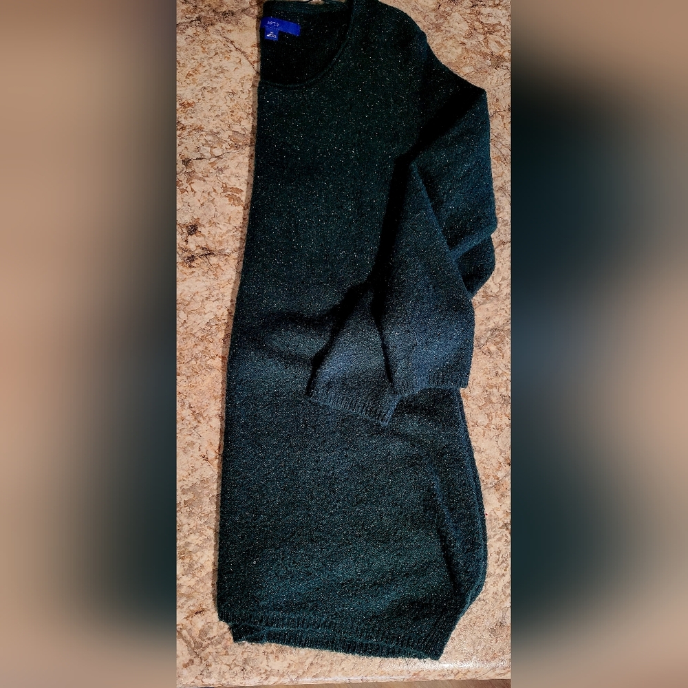 Apt 9 Deep Green Sparkle Tunic Sweater with Asymmetrical Bottom Size Medium